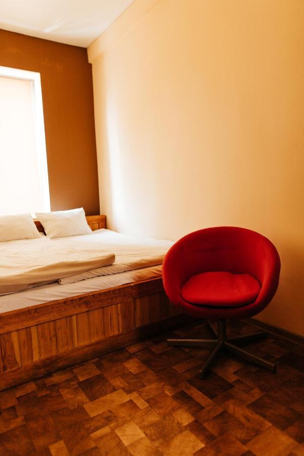 Hostel Tarnopil เตอร์โนปิล ภายนอก รูปภาพ