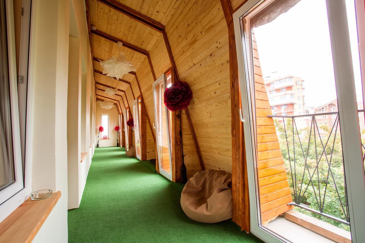 Hostel Tarnopil เตอร์โนปิล ภายนอก รูปภาพ